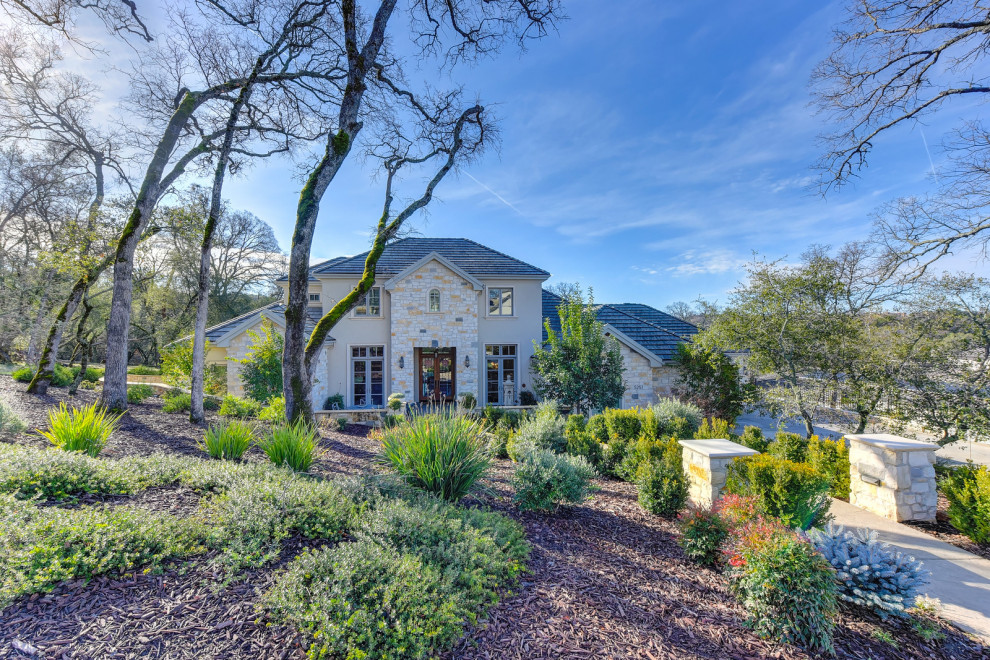 California Custom French Farmhouse project photo 2