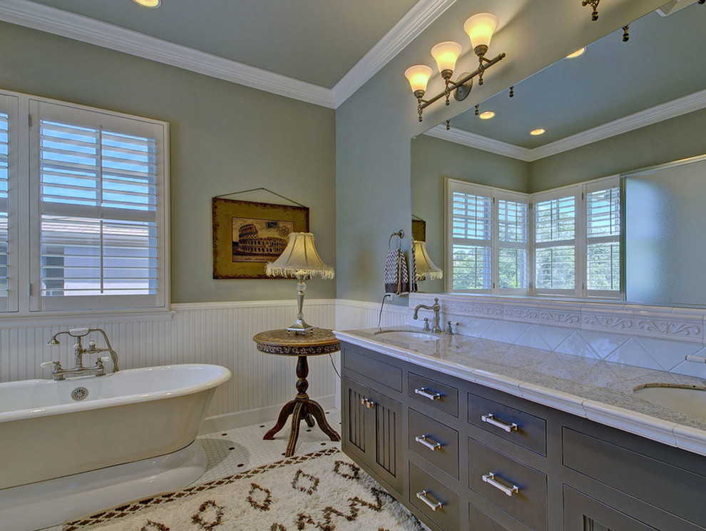 Traditional Custom Home project photo 1